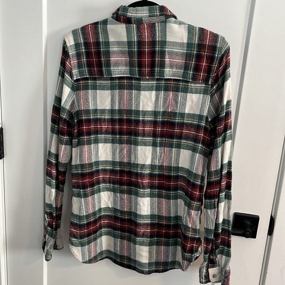 Ahh-Mazingly Soft AEO Flannel Classic (Slim) Fit - Picture 6 of 11